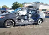 2015 Toyota PRIUS фото