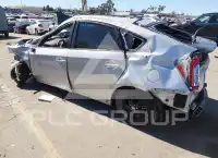 2015 Toyota PRIUS photo