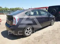 2015 Toyota PRIUS фото