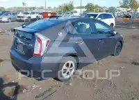 2015 Toyota PRIUS photo