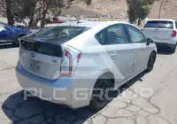 2015 Toyota PRIUS фото