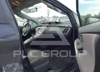 2015 Toyota PRIUS фото