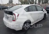 2015 Toyota PRIUS photo