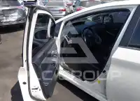 2015 Toyota PRIUS фото