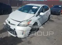 2015 Toyota PRIUS фото