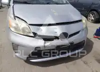 2015 Toyota PRIUS photo