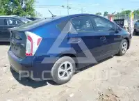 2015 Toyota PRIUS photo