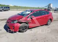 2015 Toyota PRIUS фото
