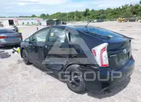 2015 Toyota PRIUS фото