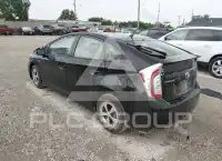 2015 Toyota PRIUS фото