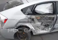 2015 Toyota PRIUS фото