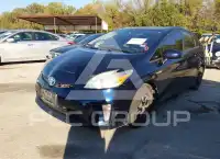 2015 Toyota PRIUS фото