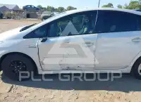 2015 Toyota PRIUS фото