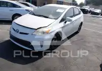 2015 Toyota PRIUS фото