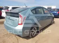 2015 Toyota PRIUS фото