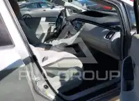 2015 Toyota PRIUS photo