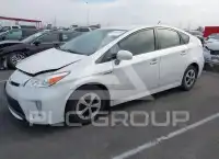 2015 Toyota PRIUS photo