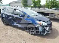 2015 Toyota PRIUS фото
