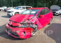 2015 Toyota PRIUS фото