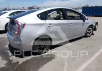 2015 Toyota PRIUS фото