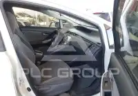2015 Toyota PRIUS фото