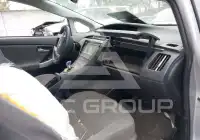 2015 Toyota PRIUS фото