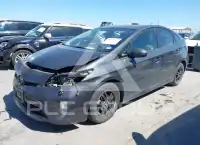 2015 Toyota PRIUS photo