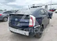 2015 Toyota PRIUS фото