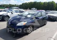 2015 Toyota PRIUS photo
