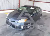 2015 Toyota PRIUS photo
