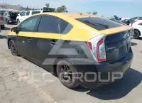 2015 Toyota PRIUS photo