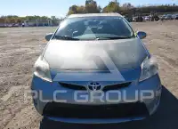 2015 Toyota PRIUS фото