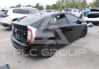 2015 Toyota PRIUS photo