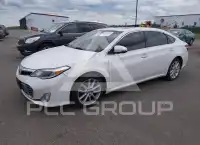 2015 Toyota AVALON photo
