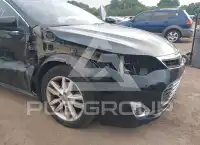 2015 Toyota AVALON photo