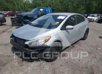 2015 KIA Forte photo