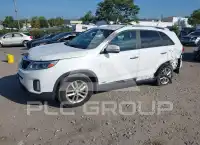 2015 KIA Sorento photo