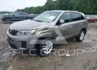 2015 KIA Sorento photo