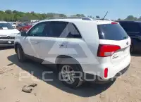 2015 KIA Sorento photo