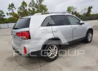 2015 KIA Sorento photo