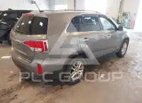 2015 KIA Sorento photo