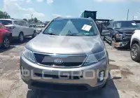 2015 KIA Sorento photo