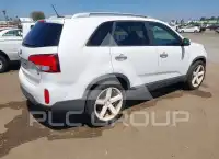 2015 KIA Sorento photo