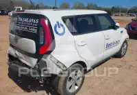 2015 KIA Soul фото