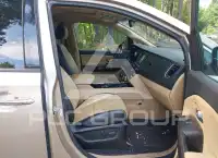 2015 KIA Sedona photo