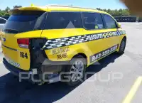 2015 KIA Sedona фото