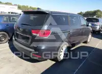 2015 KIA Sedona фото