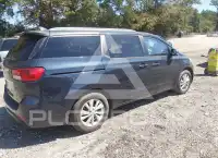 2015 KIA Sedona photo