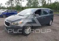 2015 KIA Sedona photo