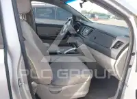2015 KIA Sedona фото